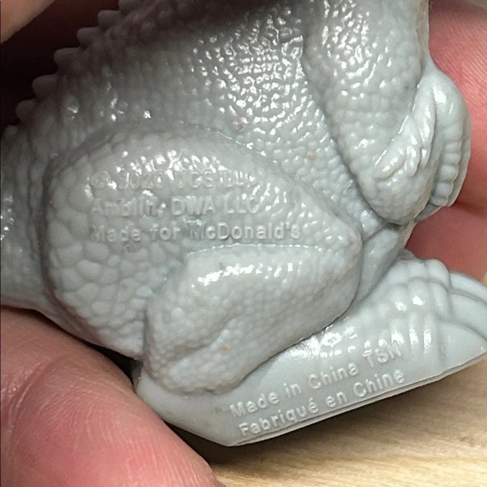 Figurine Mcdonalds 2020 Toy Jurassic World Camp Crétacé Indominus Rex - Canada - Picture 5 of 6